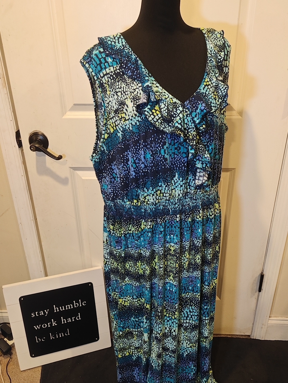 Faded Glory Blue Teal Patterned Maxi Dress
